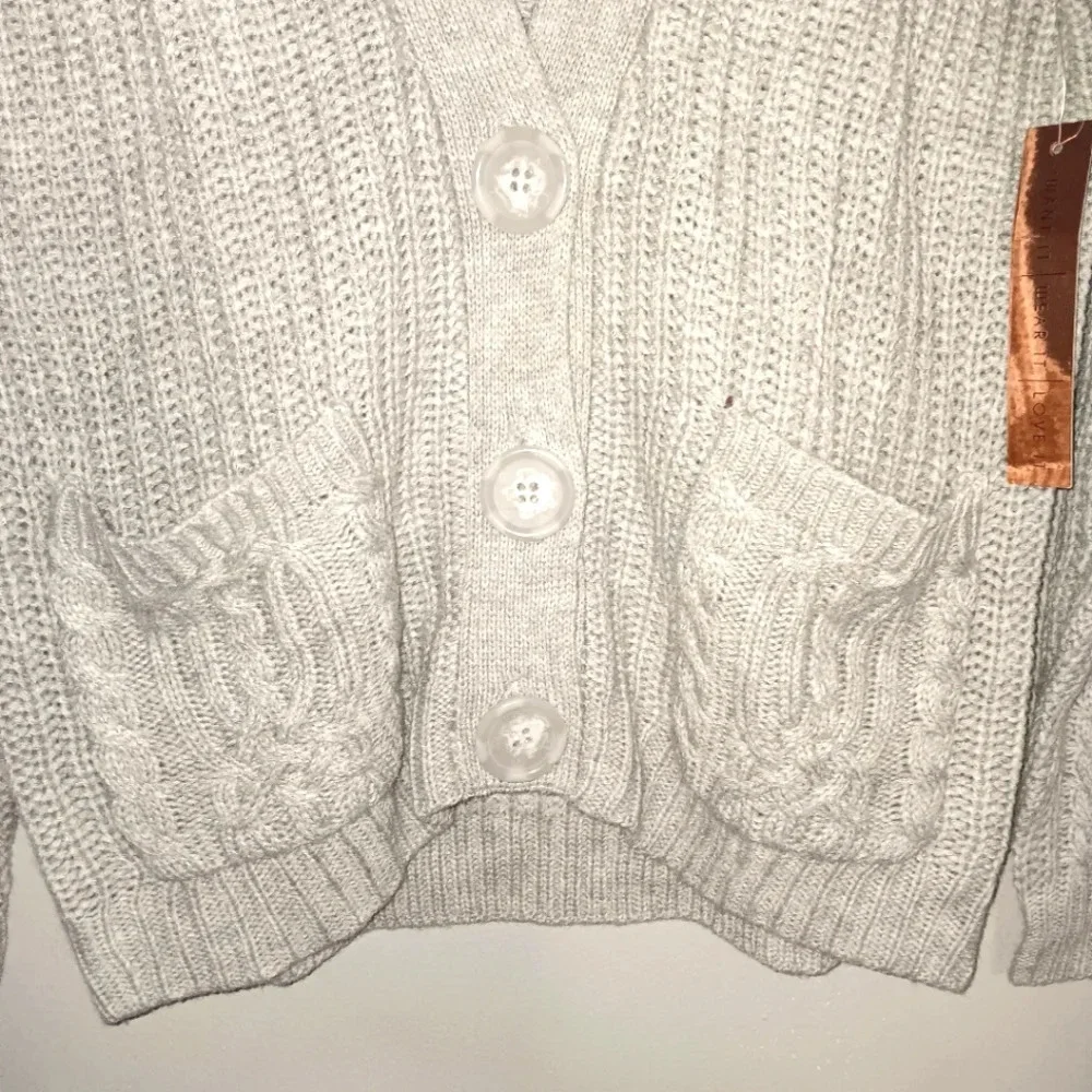 Almost famous women's sweater size S gray - Picture 4 of 6